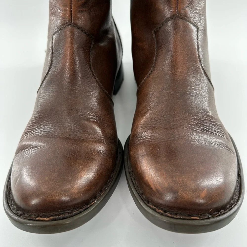 Born ankle booties size 7 38 M/W brown leather western rodeo zip down boots